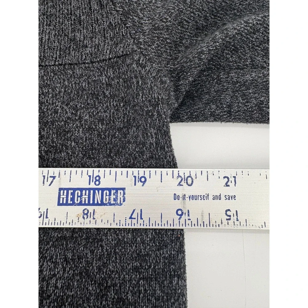 Van Heusen Flex Gray 1/4 Zip Pullover Sweater Men's‎ Medium Casual